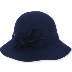 Women's Wool Felt Cloche Flower Whip-Stitch Leaves Trim | AD1428