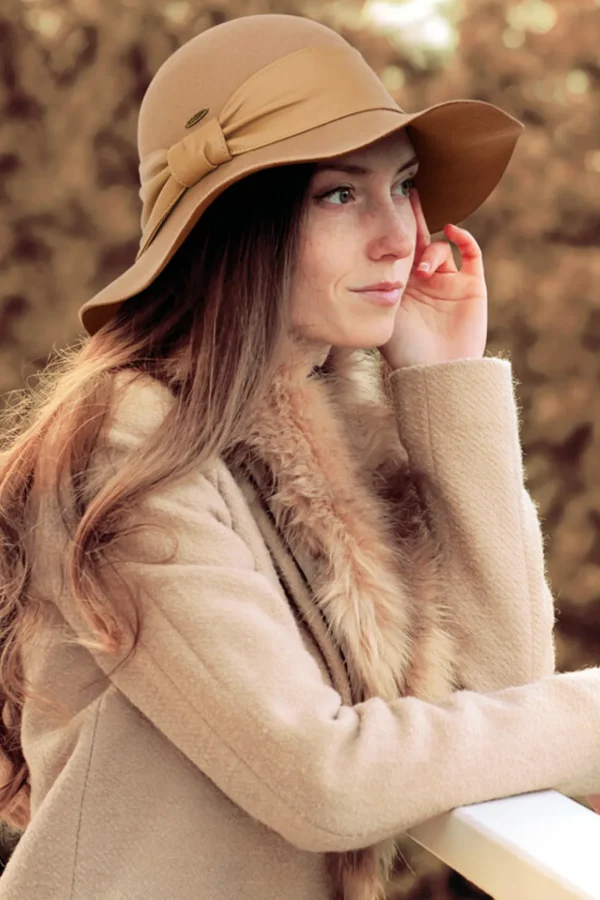 Women's Wool Felt Floppy Faux Leather Trim | AD1536